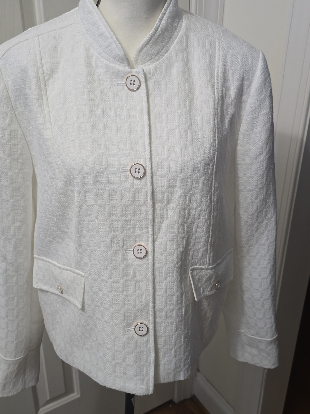 LIZ CLAIBORNE BRAND WOMEN'S PLUS SIZE WHITE BLAZER JACKET SIZE 14